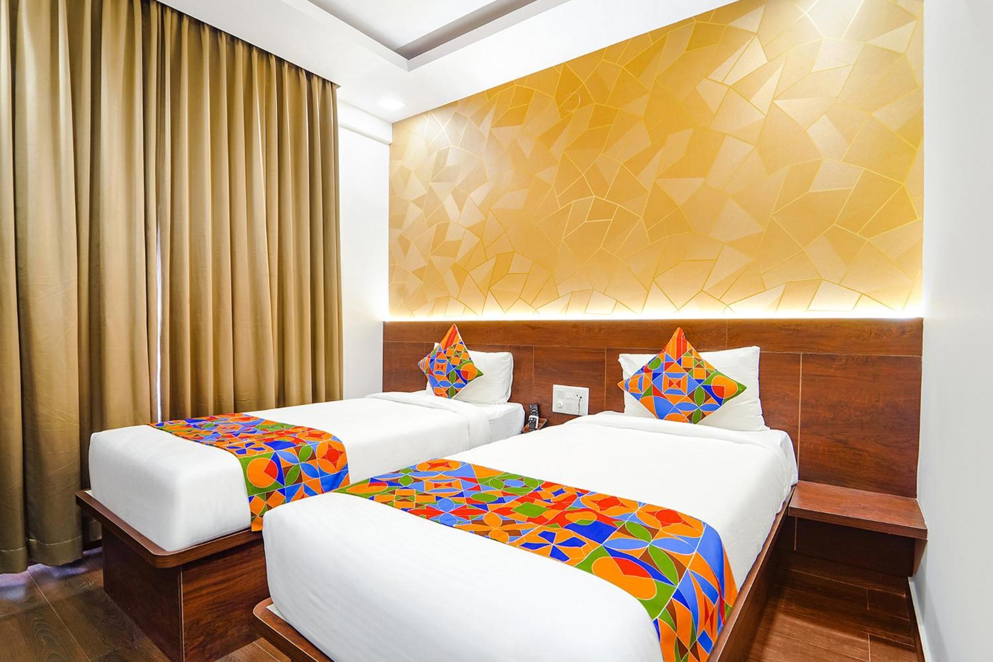 Fabhotel Ellegant Inn Bangalore Exterior foto