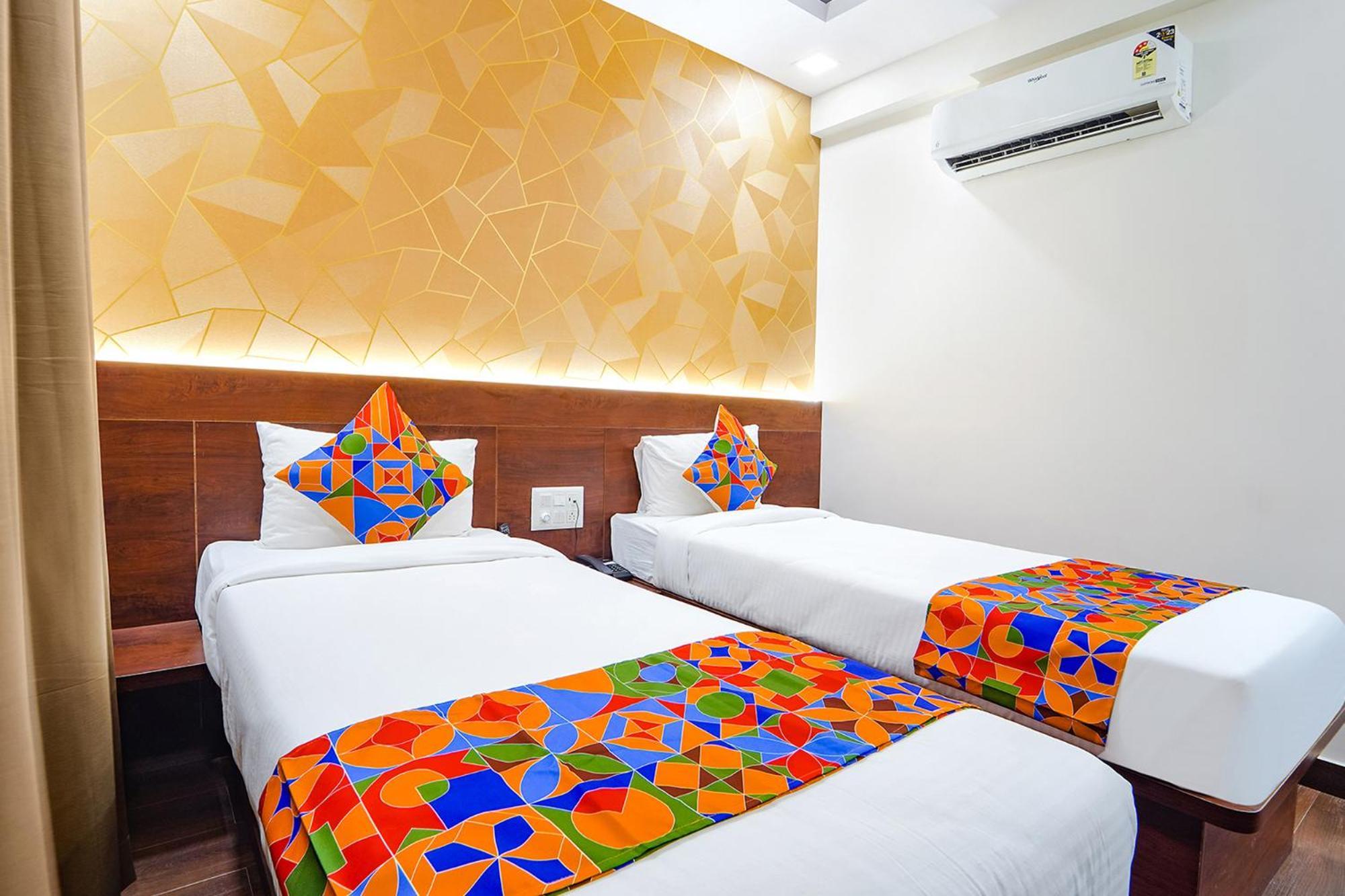 Fabhotel Ellegant Inn Bangalore Exterior foto